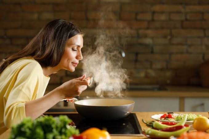 Food Odor Problems - Remove Smells Before They Linger
